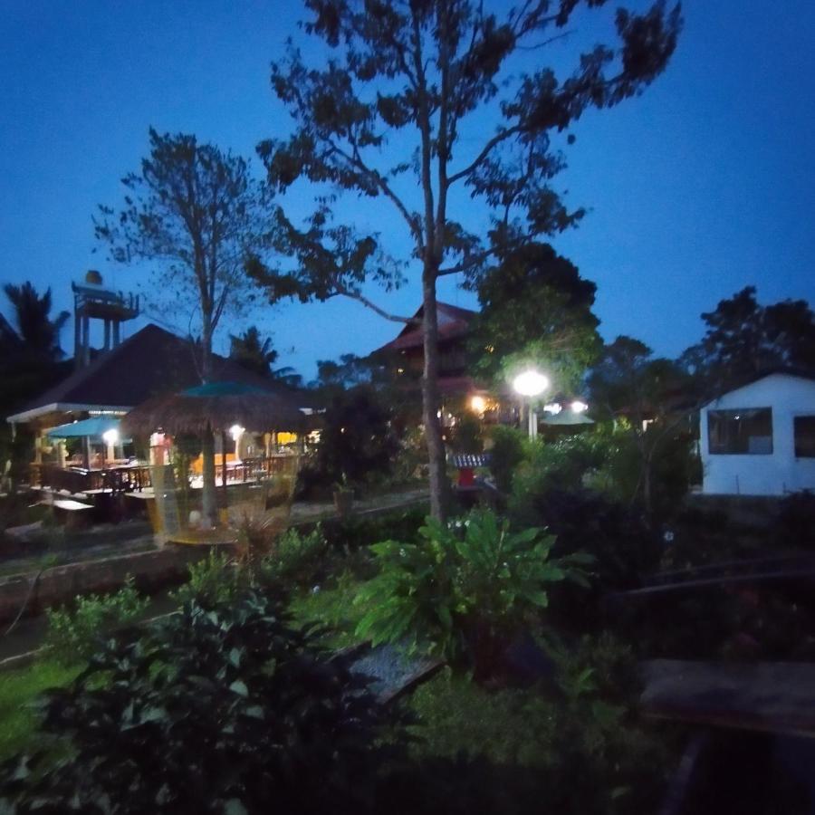 Brown House Resort Cần Thơ Extérieur photo